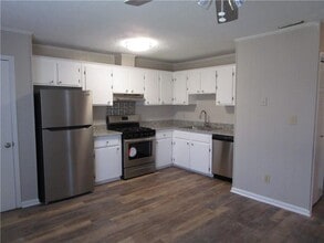 4441 Township Dr in Oakwood, GA - Building Photo - Building Photo