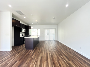 1057 Circle City Dr in Corona, CA - Building Photo - Building Photo
