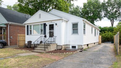 144 Texas Ave in Providence, RI - Building Photo - Building Photo