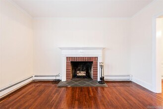 166-23 24th Ave in Queens, NY - Building Photo - Building Photo