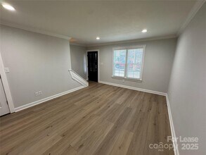 824 N Flint St in Lincolnton, NC - Building Photo - Building Photo