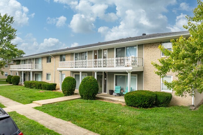 PARK FOREST APARTMENTS in Marion, IN - Building Photo - Building Photo