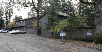 Xanadu Apartments in Portland, OR - Foto de edificio - Building Photo