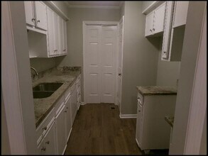 1813 Sanford Dr in Little Rock, AR - Building Photo - Building Photo