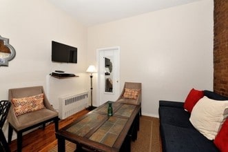 331 E 33rd St-Unit -#A2 in New York, NY - Building Photo - Building Photo