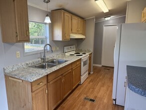 7007 Glen Meadow Dr in Lakeland, FL - Building Photo - Building Photo