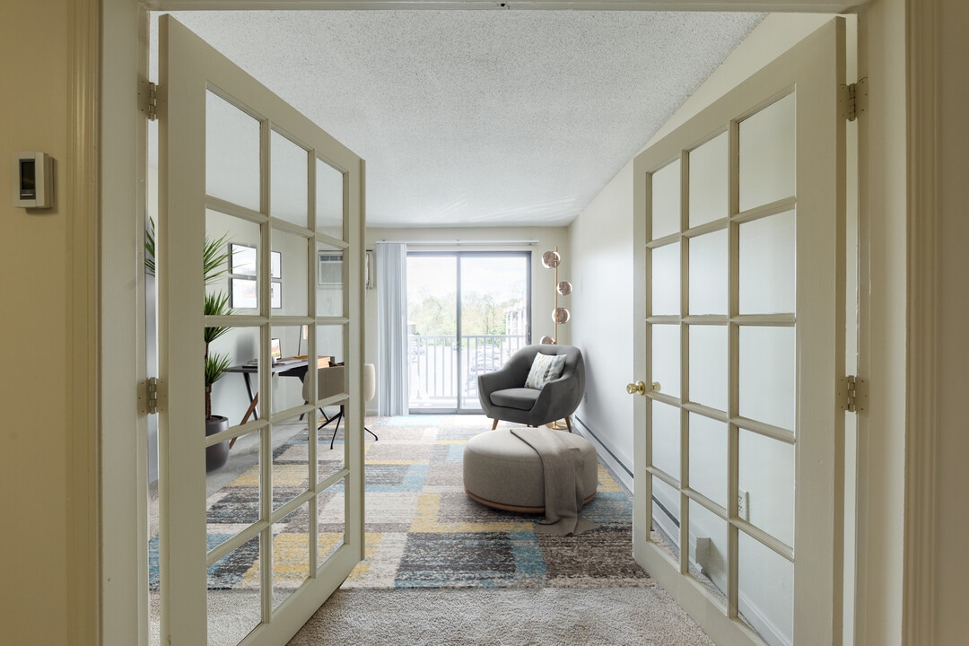 Westford Park Apartments in Lowell, MA - Building Photo