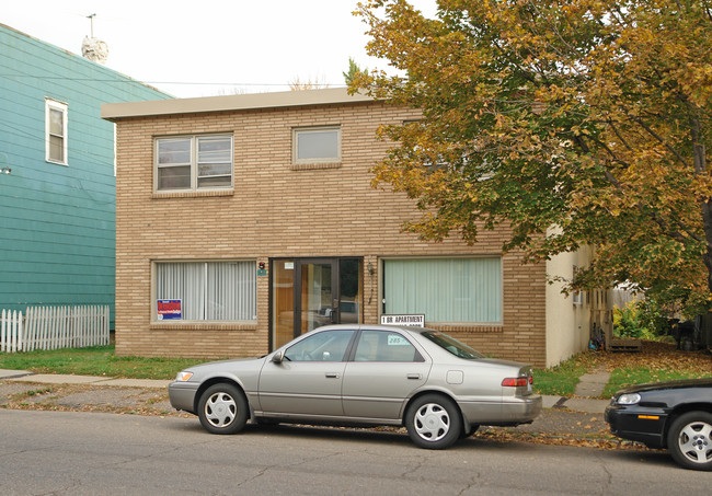 1211 Randolph Ave in St. Paul, MN - Building Photo - Building Photo