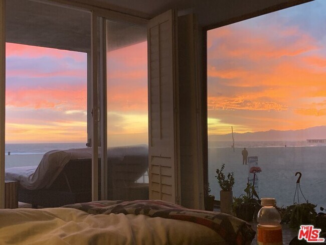 4 Lighthouse St in Marina Del Rey, CA - Building Photo - Building Photo