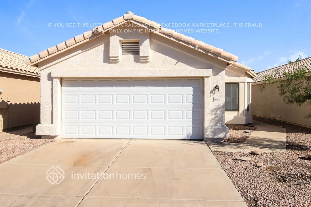663 N Rita Ln in Chandler, AZ - Building Photo