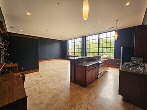 1000 E M L King Blvd in Chattanooga, TN - Building Photo - Building Photo