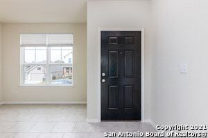 450 Salz Wy in San Antonio, TX - Building Photo - Building Photo