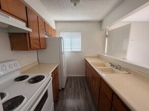 1811 W Jackson Ave in Lovington, NM - Building Photo - Building Photo