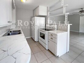 9861 Orange River Blvd in Ft. Myers, FL - Building Photo