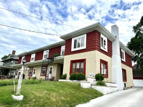 1940 Arlington Ave in Des Moines, IA - Building Photo - Building Photo