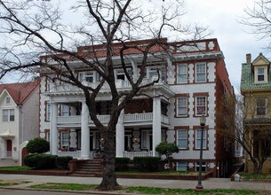 The Collection in Richmond, VA - Foto de edificio - Building Photo