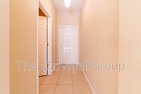 2640 Retreat View Cir in Sanford, FL - Building Photo - Building Photo