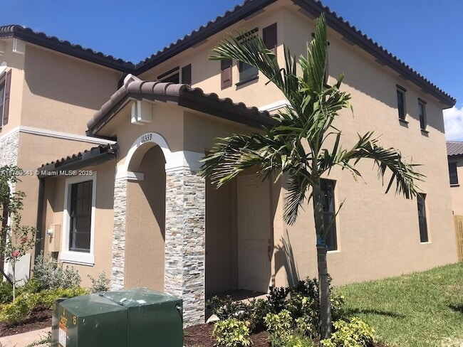 11339 SW 250th Terrace in Princeton, FL - Building Photo - Building Photo