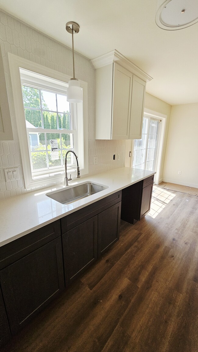 322 Scott Ave in Syracuse, NY - Building Photo - Building Photo