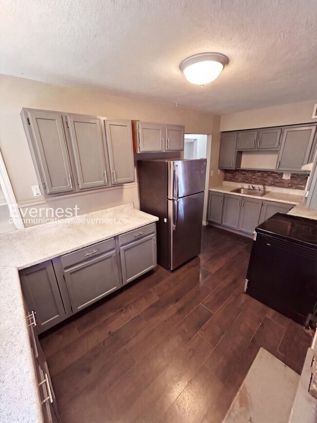 9224 Kathlyn Dr in St. Louis, MO - Building Photo - Building Photo