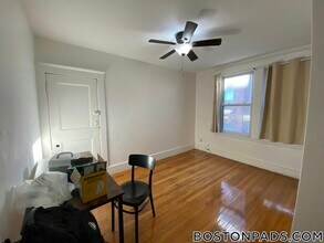 15 Scottfield Rd, Unit 9 in Boston, MA - Building Photo - Building Photo