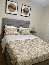 8129 Trudy Ln in Fort Worth, TX - Foto de edificio - Building Photo