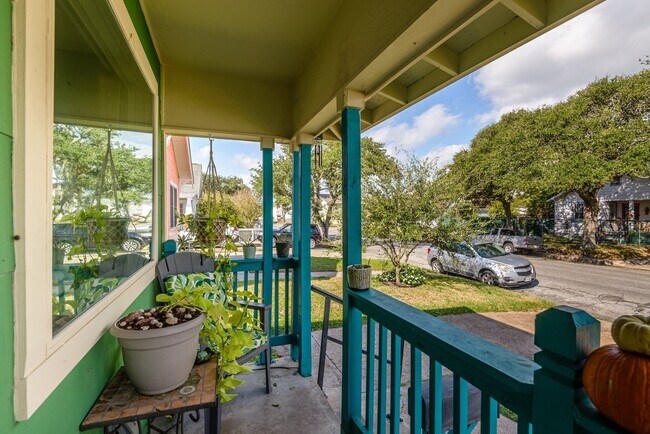 4511 Avenue Q in Galveston, TX - Building Photo - Building Photo