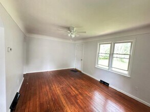 28425 Shiawassee St in Farmington Hills, MI - Building Photo - Building Photo