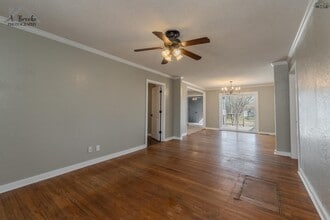 3121 Sherwood Ln in Wichita Falls, TX - Building Photo - Building Photo