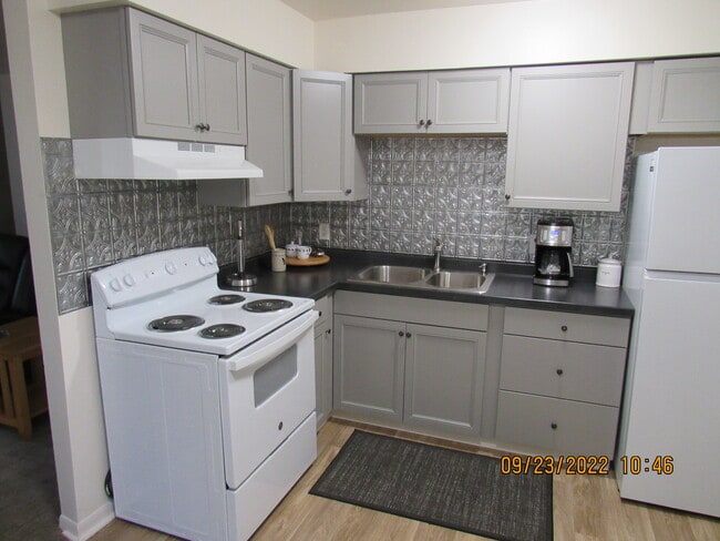 property at 3500 Oak Tree Dr