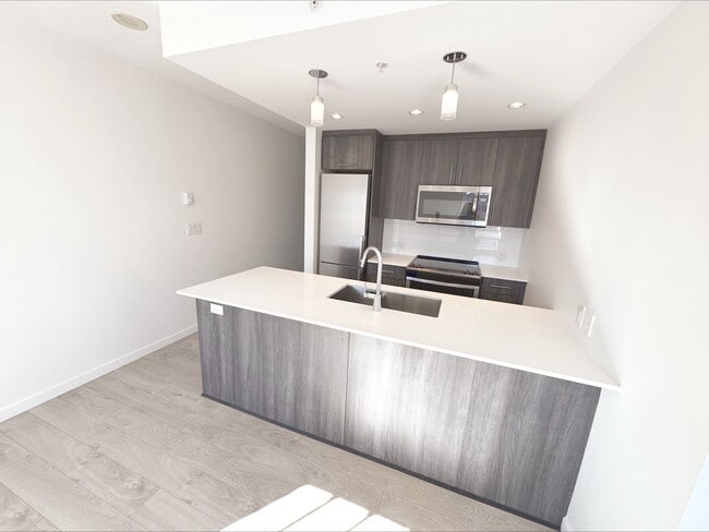 2975 Oak St in Vancouver, BC - Building Photo - Building Photo