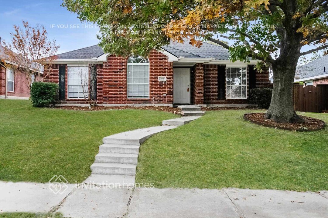 9999 Buckingham Ln in Frisco, TX - Foto de edificio