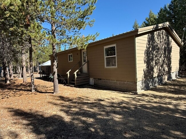 11414 Zeb Ct in Crescent, OR - Building Photo - Building Photo