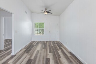 4238 N 17th St in Phoenix, AZ - Foto de edificio - Building Photo