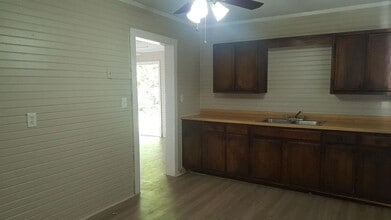 3604 N Terry St in Fort Worth, TX - Building Photo - Building Photo