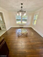 136 S Centre St in South Orange, NJ - Building Photo - Building Photo