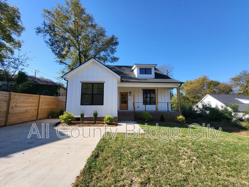 3 Martin Row in Greenville, SC - Foto de edificio