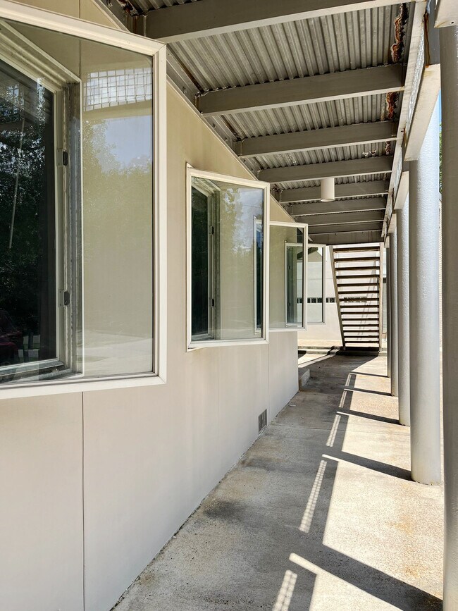 4231 Travis St, Unit 5 in Dallas, TX - Building Photo - Building Photo