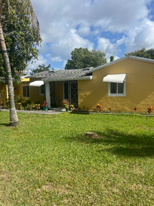 1 Rodman St in Hollywood, FL - Building Photo - Building Photo