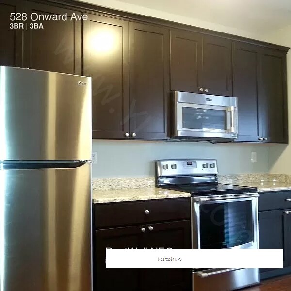 528 Onward Ave in Phoenixville, PA - Foto de edificio - Building Photo