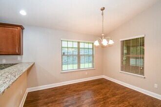 2195 Thornbrook Dr in Jacksonville, FL - Building Photo - Building Photo