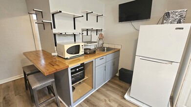 47162-162 Hui Oo Pl in Kaneohe, HI - Building Photo - Building Photo