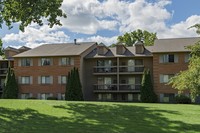 Weathervane Apartments (New Owner & Manager) in Clinton Township, MI - Building Photo - Building Photo