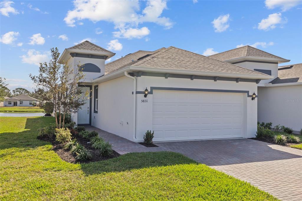 5831 Mezzana Run in Palmetto, FL - Building Photo
