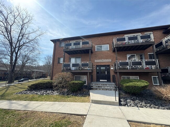 property at 44 Tanager Rd