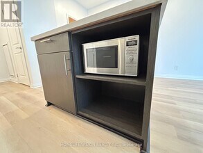 8 Mercer St in Toronto, ON - Building Photo - Building Photo