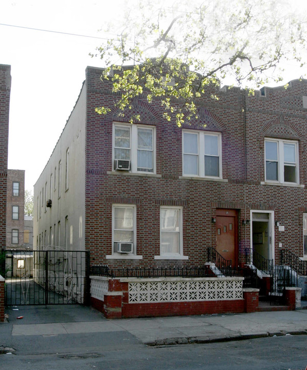 62 E 96th St in Brooklyn, NY - Building Photo