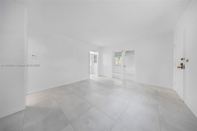 3600 SW 26th St in Miami, FL - Building Photo - Building Photo