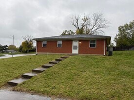 1504 Thames Dr in Lexington, KY - Building Photo