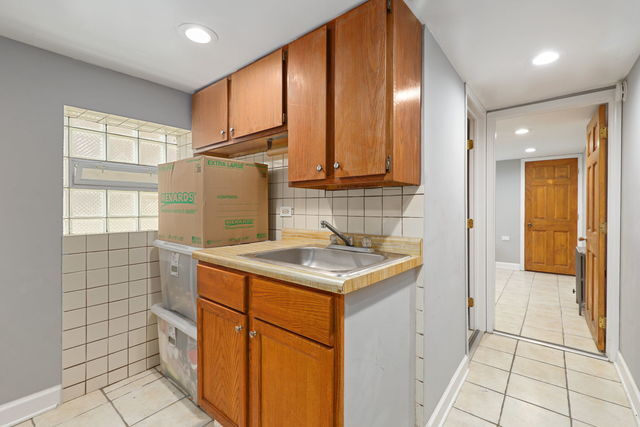 4115 W Melrose St, Unit GDN in Chicago, IL - Foto de edificio